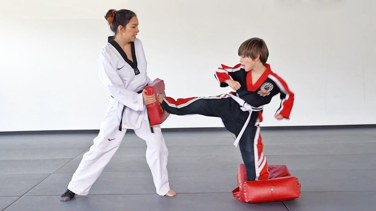 taekwondo kids